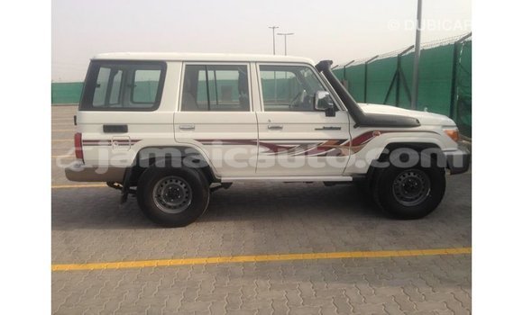 Buy Import Toyota Land Cruiser White Car in Import - Dubai in Clarendon Buy Import Toyota Land Cruiser White Car in Import - Dubai in Clarendon