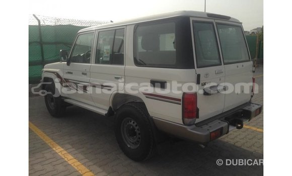 Buy Import Toyota Land Cruiser White Car in Import - Dubai in Clarendon Buy Import Toyota Land Cruiser White Car in Import - Dubai in Clarendon