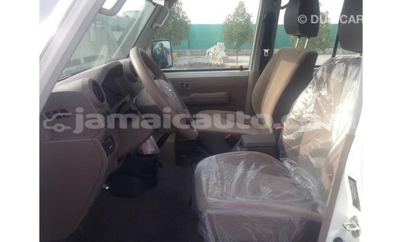 Buy Import Toyota Land Cruiser White Car in Import - Dubai in Clarendon Buy Import Toyota Land Cruiser White Car in Import - Dubai in Clarendon
