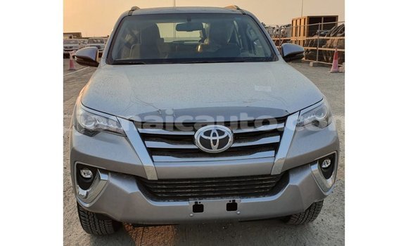 Buy Import Toyota Fortuner Other Car in Import - Dubai in Clarendon Buy Import Toyota Fortuner Other Car in Import - Dubai in Clarendon