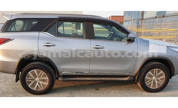 Buy Import Toyota Fortuner Other Car in Import - Dubai in Clarendon Buy Import Toyota Fortuner Other Car in Import - Dubai in Clarendon