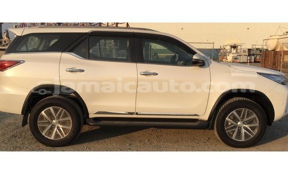 Buy Import Toyota Fortuner Other Car in Import - Dubai in Clarendon Buy Import Toyota Fortuner Other Car in Import - Dubai in Clarendon