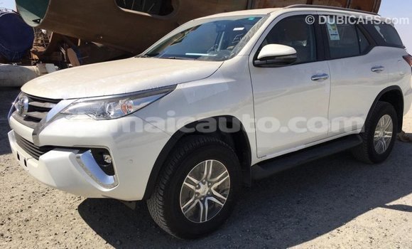 Buy Import Toyota Fortuner White Car in Import - Dubai in Clarendon Buy Import Toyota Fortuner White Car in Import - Dubai in Clarendon