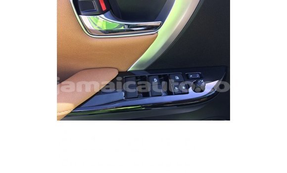 Buy Import Toyota Fortuner White Car in Import - Dubai in Clarendon Buy Import Toyota Fortuner White Car in Import - Dubai in Clarendon