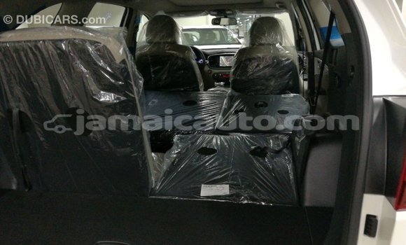 Buy Import Kia Sorento White Car in Import - Dubai in Clarendon Buy Import Kia Sorento White Car in Import - Dubai in Clarendon