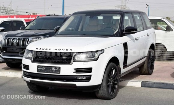 Acheter Import Voiture Land Rover Range Rover Blanc à Import - Dubai, Clarendon Acheter Import Voiture Land Rover Range Rover Blanc à Import - Dubai, Clarendon
