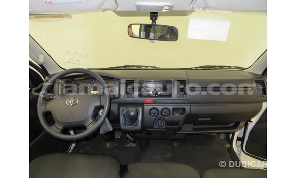 Buy Import Toyota Hiace White Car in Import - Dubai in Clarendon Buy Import Toyota Hiace White Car in Import - Dubai in Clarendon
