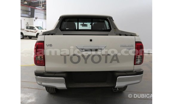 Buy Import Toyota Hilux White Car in Import - Dubai in Clarendon Buy Import Toyota Hilux White Car in Import - Dubai in Clarendon