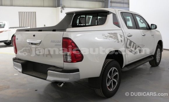 Buy Import Toyota Hilux White Car in Import - Dubai in Clarendon Buy Import Toyota Hilux White Car in Import - Dubai in Clarendon