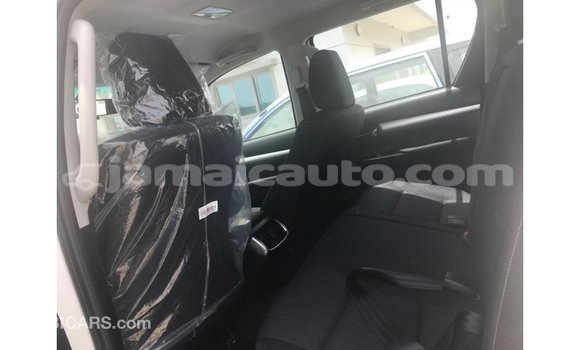 Buy Import Toyota Hilux White Car in Import - Dubai in Clarendon Buy Import Toyota Hilux White Car in Import - Dubai in Clarendon