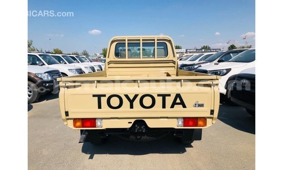 Buy Import Toyota Land Cruiser Beige Car in Import - Dubai in Clarendon Buy Import Toyota Land Cruiser Beige Car in Import - Dubai in Clarendon