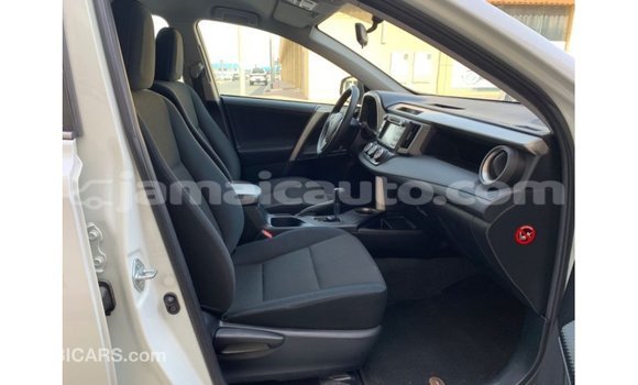 Buy Import Toyota 4Runner White Car in Import - Dubai in Clarendon Buy Import Toyota 4Runner White Car in Import - Dubai in Clarendon