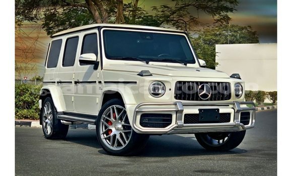 Buy Import Mercedes-Benz 190 (W201) White Car in Import - Dubai in Clarendon Buy Import Mercedes-Benz 190 (W201) White Car in Import - Dubai in Clarendon