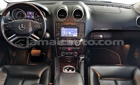 Buy Import Mercedes-Benz 190 (W201) Other Car in Import - Dubai in Clarendon Buy Import Mercedes-Benz 190 (W201) Other Car in Import - Dubai in Clarendon
