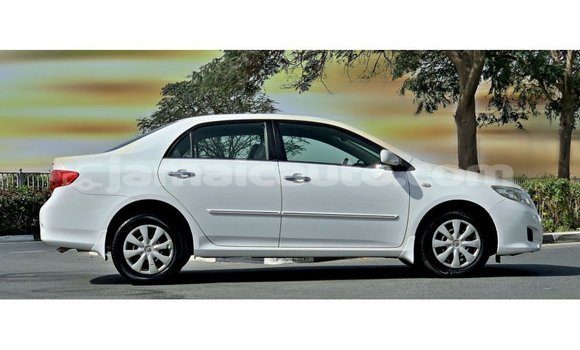 Buy Import Toyota Corolla White Car in Import - Dubai in Clarendon Buy Import Toyota Corolla White Car in Import - Dubai in Clarendon