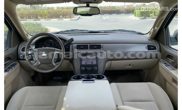 Buy Import Chevrolet Tahoe White Car in Import - Dubai in Clarendon Buy Import Chevrolet Tahoe White Car in Import - Dubai in Clarendon