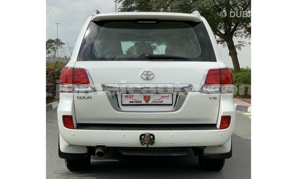 Buy Import Toyota Land Cruiser White Car in Import - Dubai in Clarendon Buy Import Toyota Land Cruiser White Car in Import - Dubai in Clarendon