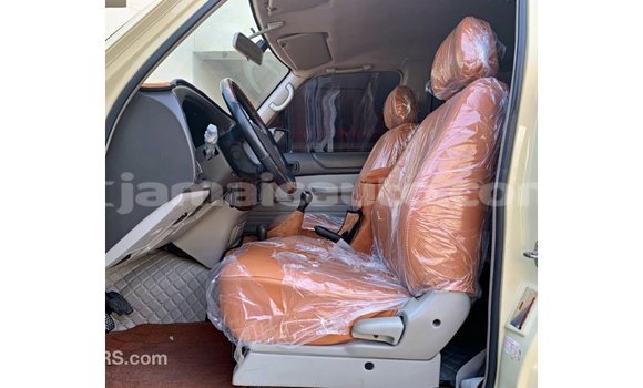 Buy Import Nissan Patrol Beige Car in Import - Dubai in Clarendon Buy Import Nissan Patrol Beige Car in Import - Dubai in Clarendon
