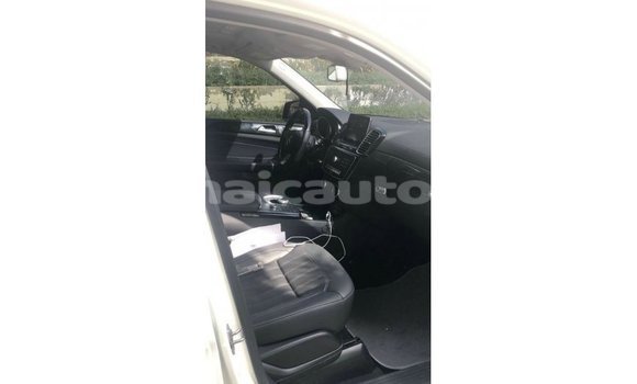 Buy Import Mercedes-Benz GLE White Car in Import - Dubai in Clarendon Buy Import Mercedes-Benz GLE White Car in Import - Dubai in Clarendon