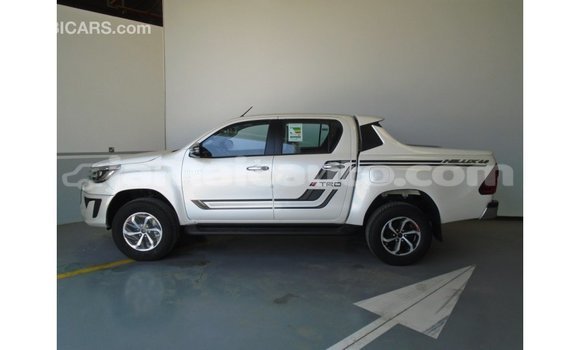 Buy Import Toyota Hilux Other Car in Import - Dubai in Clarendon Buy Import Toyota Hilux Other Car in Import - Dubai in Clarendon