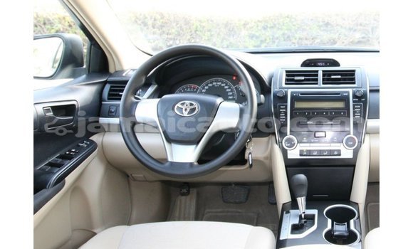 Buy Import Toyota Camry White Car in Import - Dubai in Clarendon Buy Import Toyota Camry White Car in Import - Dubai in Clarendon