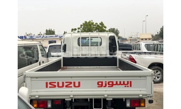 Buy Import Isuzu FTR 850 White Truck in Import - Dubai in Clarendon Buy Import Isuzu FTR 850 White Truck in Import - Dubai in Clarendon