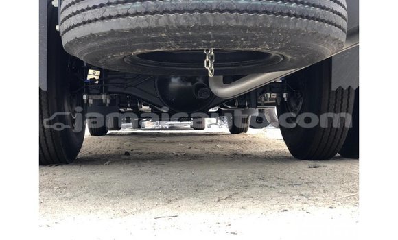 Buy Import Isuzu FTR 850 White Truck in Import - Dubai in Clarendon Buy Import Isuzu FTR 850 White Truck in Import - Dubai in Clarendon