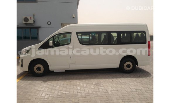 Acheter Import Voiture Toyota Hiace Blanc à Import - Dubai, Clarendon Acheter Import Voiture Toyota Hiace Blanc à Import - Dubai, Clarendon
