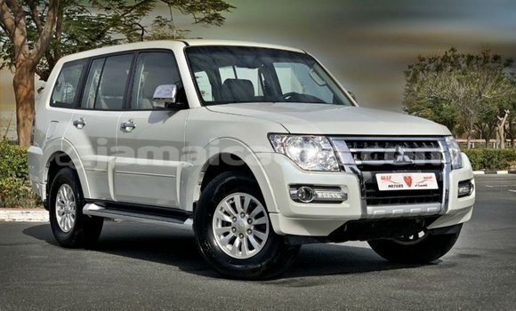 Buy Import Mitsubishi Pajero White Car in Import - Dubai in Clarendon Buy Import Mitsubishi Pajero White Car in Import - Dubai in Clarendon