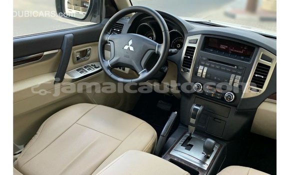 Buy Import Mitsubishi Pajero White Car in Import - Dubai in Clarendon Buy Import Mitsubishi Pajero White Car in Import - Dubai in Clarendon