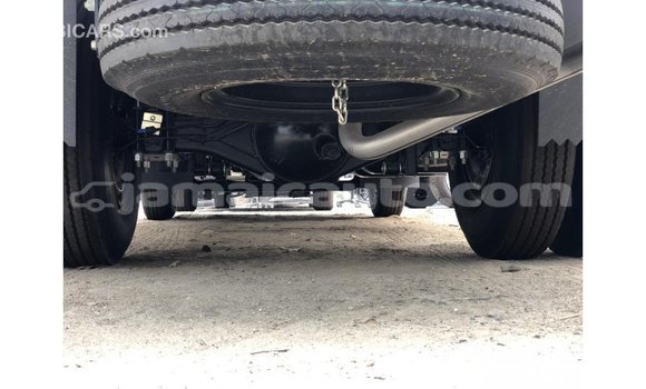 Acheter Import Utilitaire Isuzu FTR 850 Blanc à Import - Dubai, Clarendon Acheter Import Utilitaire Isuzu FTR 850 Blanc à Import - Dubai, Clarendon