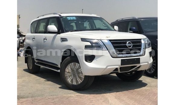 Acheter Import Voiture Nissan Patrol Blanc à Import - Dubai, Clarendon