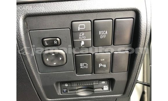 Buy Import Toyota Land Cruiser White Car in Import - Dubai in Clarendon Buy Import Toyota Land Cruiser White Car in Import - Dubai in Clarendon