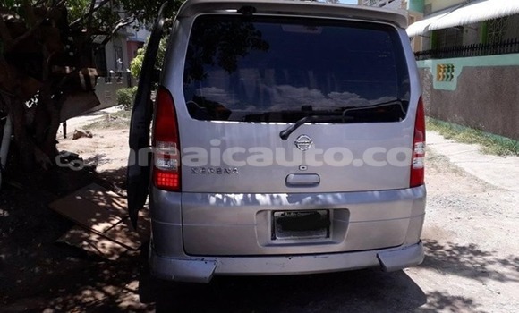 Buy Used Nissan Serena Silver Car in Albert Town in Trelawney