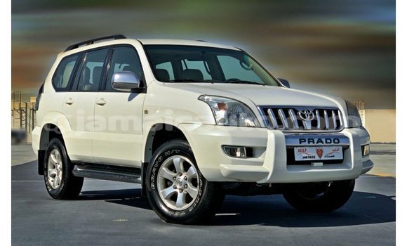 Acheter Import Voiture Toyota Prado Blanc à Import - Dubai, Clarendon Acheter Import Voiture Toyota Prado Blanc à Import - Dubai, Clarendon