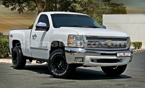 Buy Import Chevrolet Silverado White Car in Import - Dubai in Clarendon Buy Import Chevrolet Silverado White Car in Import - Dubai in Clarendon