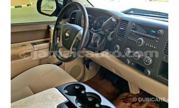 Buy Import Chevrolet Silverado White Car in Import - Dubai in Clarendon Buy Import Chevrolet Silverado White Car in Import - Dubai in Clarendon