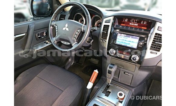 Buy Import Mitsubishi Pajero White Car in Import - Dubai in Clarendon Buy Import Mitsubishi Pajero White Car in Import - Dubai in Clarendon