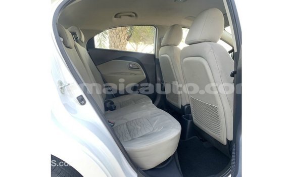 Buy Import Kia Rio White Car in Import - Dubai in Clarendon Buy Import Kia Rio White Car in Import - Dubai in Clarendon