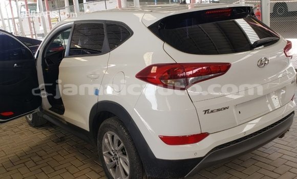 Buy Import Hyundai Tucson White Car in Import - Dubai in Clarendon Buy Import Hyundai Tucson White Car in Import - Dubai in Clarendon
