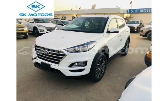 Acheter Import Voiture Hyundai Tucson Blanc à Import - Dubai, Clarendon