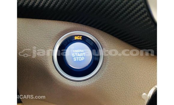 Acheter Import Voiture Hyundai Tucson Blanc à Import - Dubai, Clarendon Acheter Import Voiture Hyundai Tucson Blanc à Import - Dubai, Clarendon