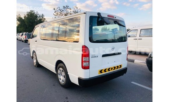 Buy Import Toyota Hiace White Car in Import - Dubai in Clarendon Buy Import Toyota Hiace White Car in Import - Dubai in Clarendon
