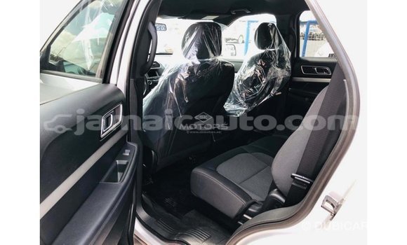 Buy Import Ford Explorer Other Car in Import - Dubai in Clarendon Buy Import Ford Explorer Other Car in Import - Dubai in Clarendon