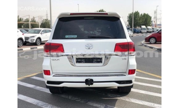 Buy Import Toyota Land Cruiser White Car in Import - Dubai in Clarendon Buy Import Toyota Land Cruiser White Car in Import - Dubai in Clarendon