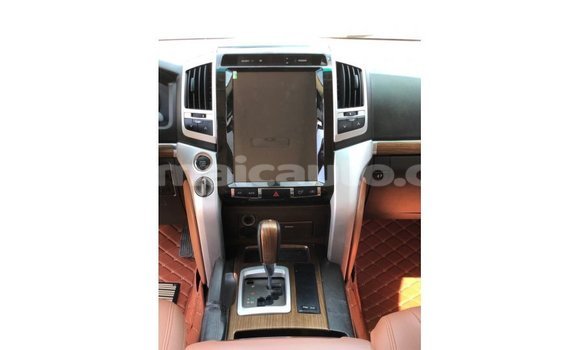 Buy Import Toyota Land Cruiser White Car in Import - Dubai in Clarendon Buy Import Toyota Land Cruiser White Car in Import - Dubai in Clarendon