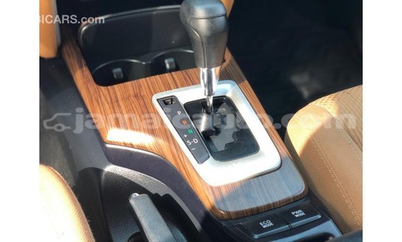 Buy Import Toyota Fortuner White Car in Import - Dubai in Clarendon Buy Import Toyota Fortuner White Car in Import - Dubai in Clarendon