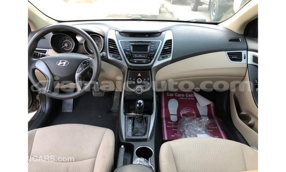 Acheter Import Voiture Hyundai Elantra Marron à Import - Dubai, Clarendon Acheter Import Voiture Hyundai Elantra Marron à Import - Dubai, Clarendon
