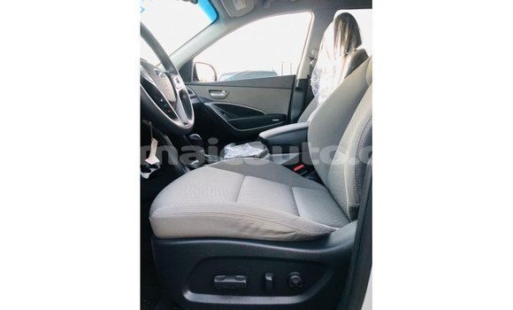 Buy Import Hyundai Santa Fe Other Car in Import - Dubai in Clarendon Buy Import Hyundai Santa Fe Other Car in Import - Dubai in Clarendon