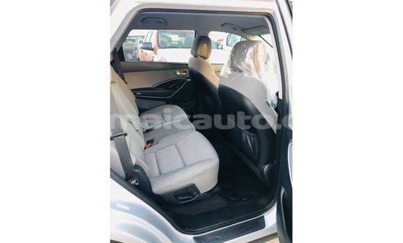 Buy Import Hyundai Santa Fe Other Car in Import - Dubai in Clarendon Buy Import Hyundai Santa Fe Other Car in Import - Dubai in Clarendon